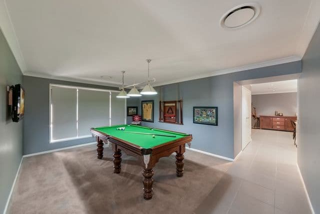 100 Hampshire Boulevard, Spring Farm - Thumbnail 5