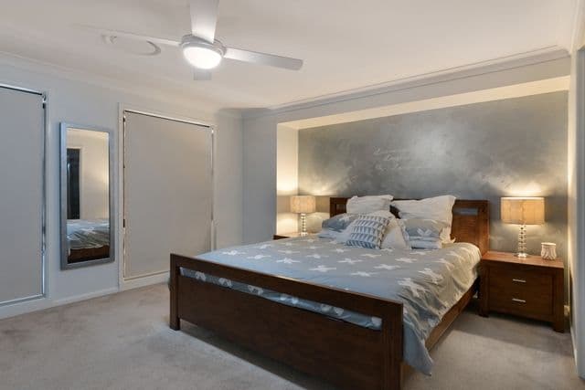 100 Hampshire Boulevard, Spring Farm - Thumbnail 6