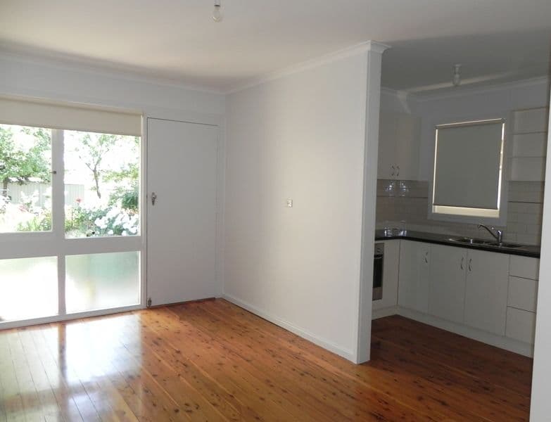 53 Willandra Avenue, Griffith - Thumbnail 4