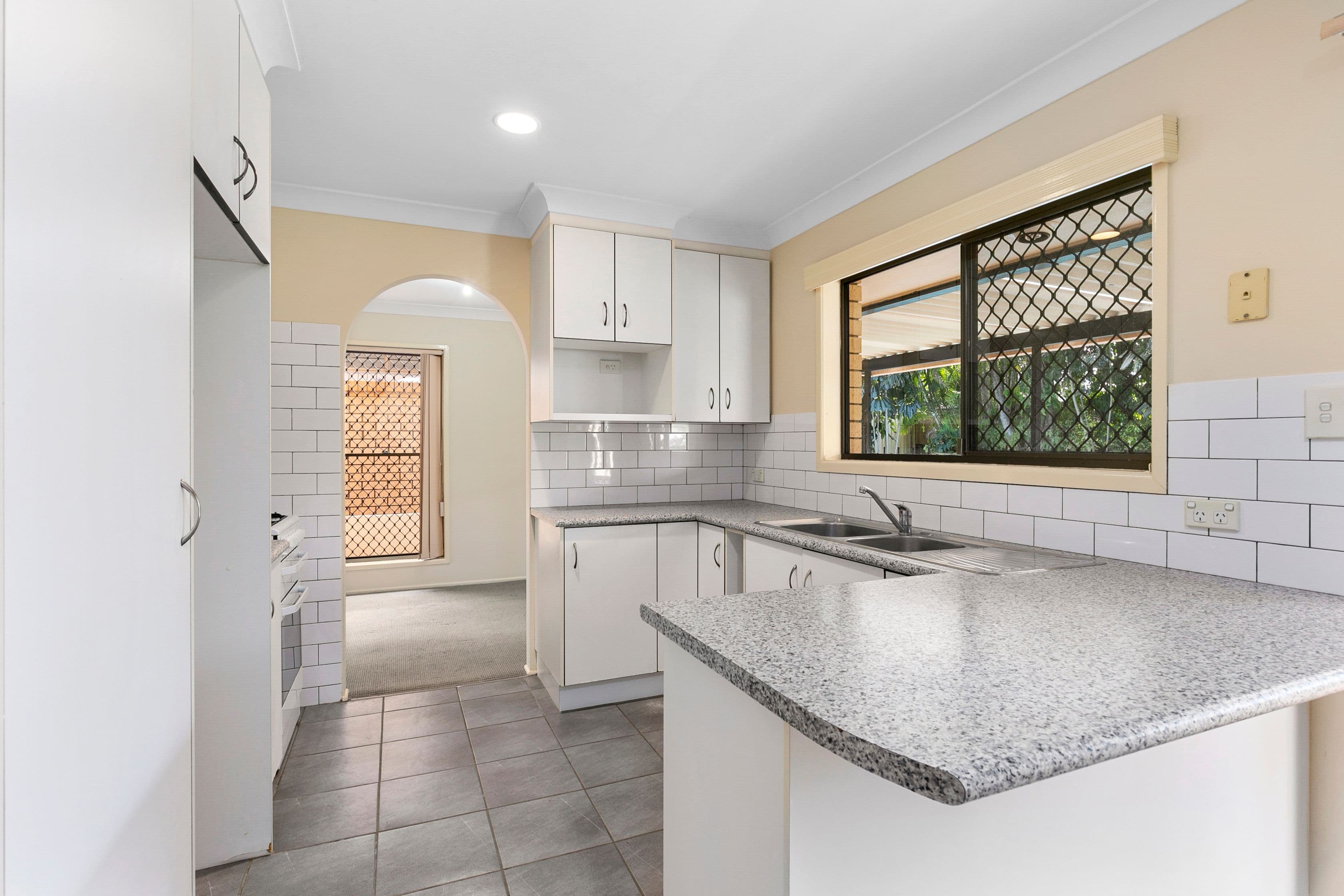 22 Werong Crescent, Cleveland QLD 4163, Cleveland - Thumbnail 5