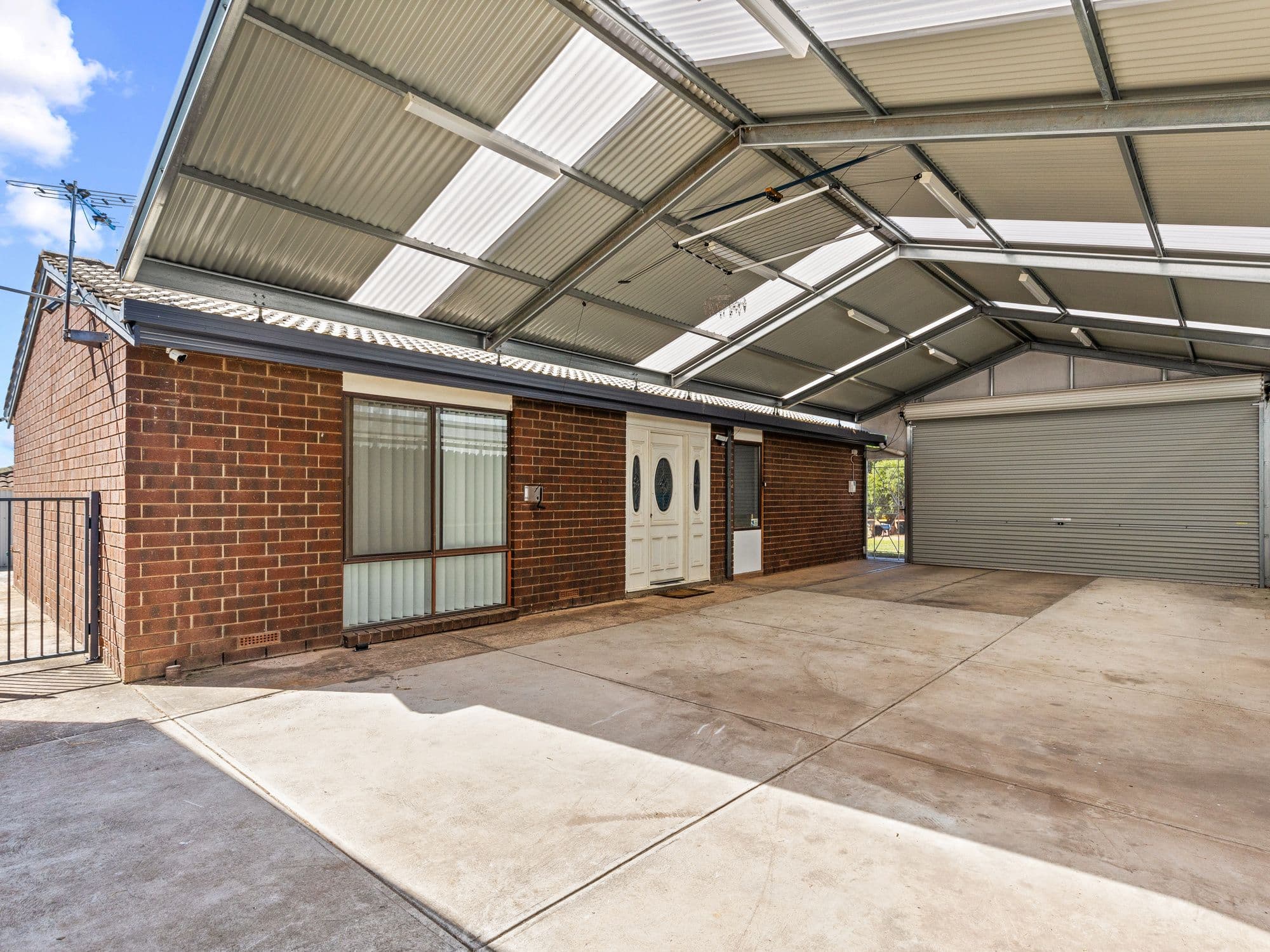62 Glenhelen Road, Morphett Vale SA 5162, Morphett Vale - Thumbnail 2