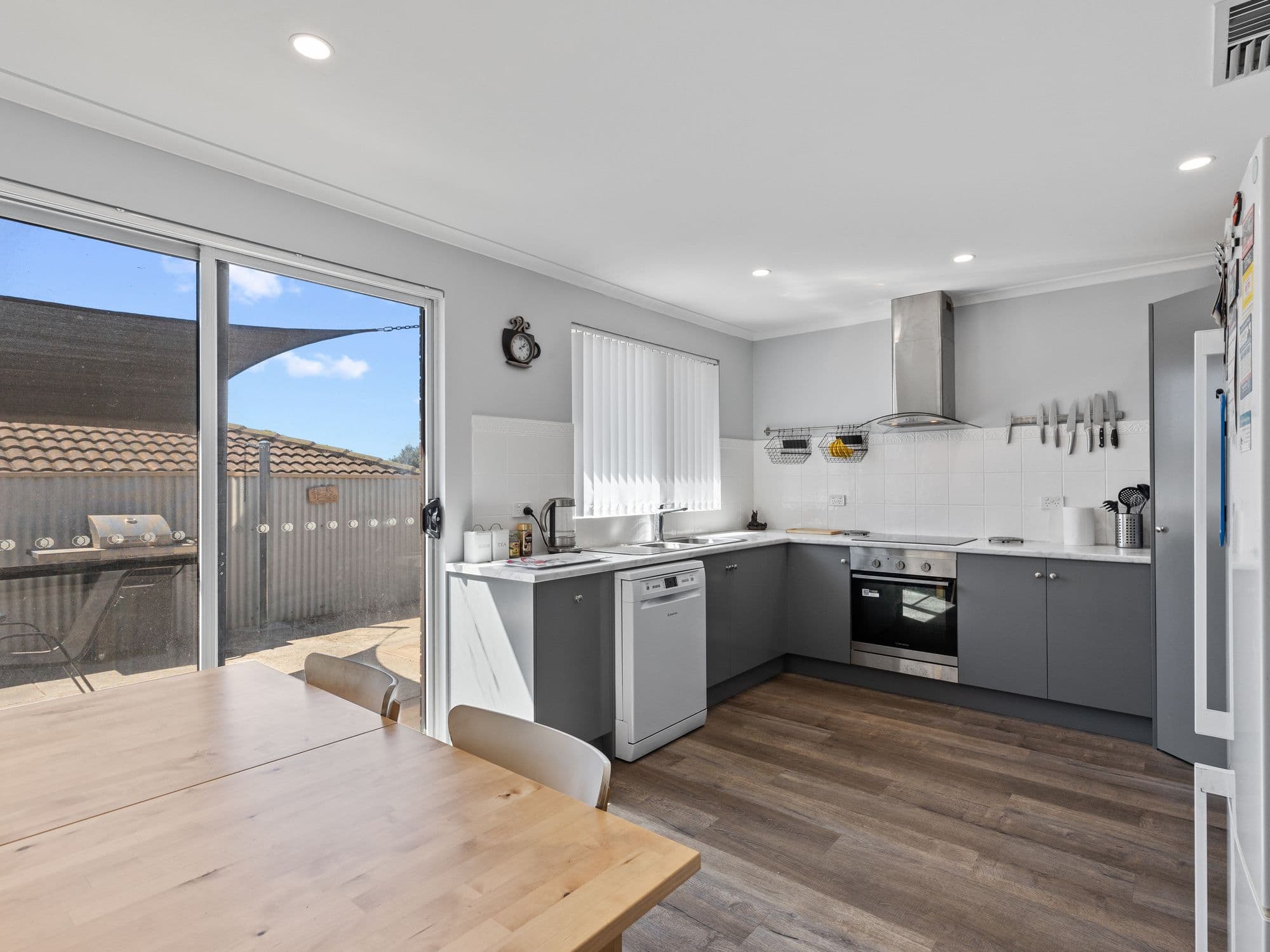 62 Glenhelen Road, Morphett Vale SA 5162, Morphett Vale - Thumbnail 5