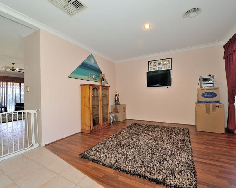 8 Osaka Mews, WARNBRO WA 6169, Warnbro - Thumbnail 4