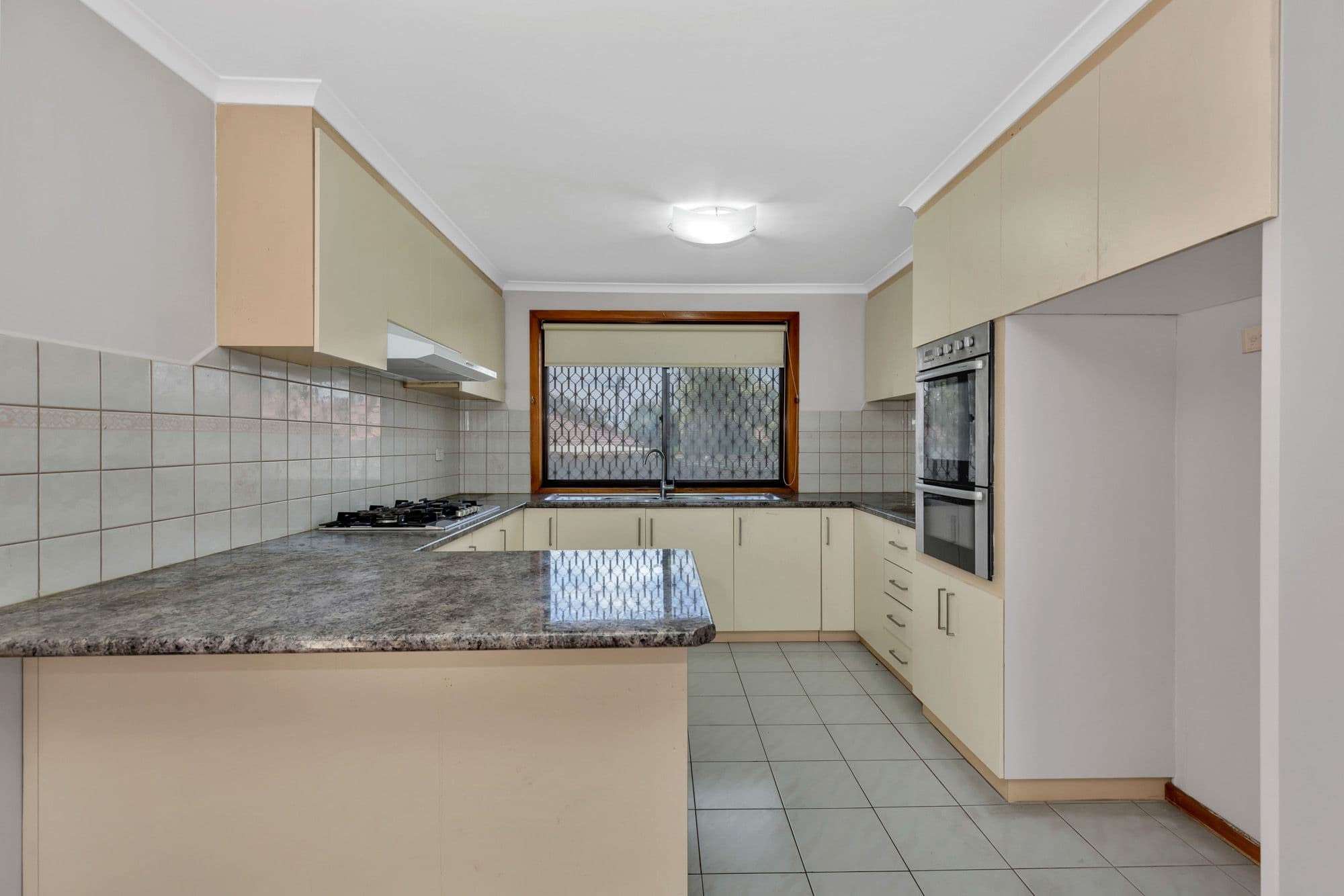 220 Morris Road, Hoppers Crossing VIC 3029, Hoppers Crossing - Thumbnail 3