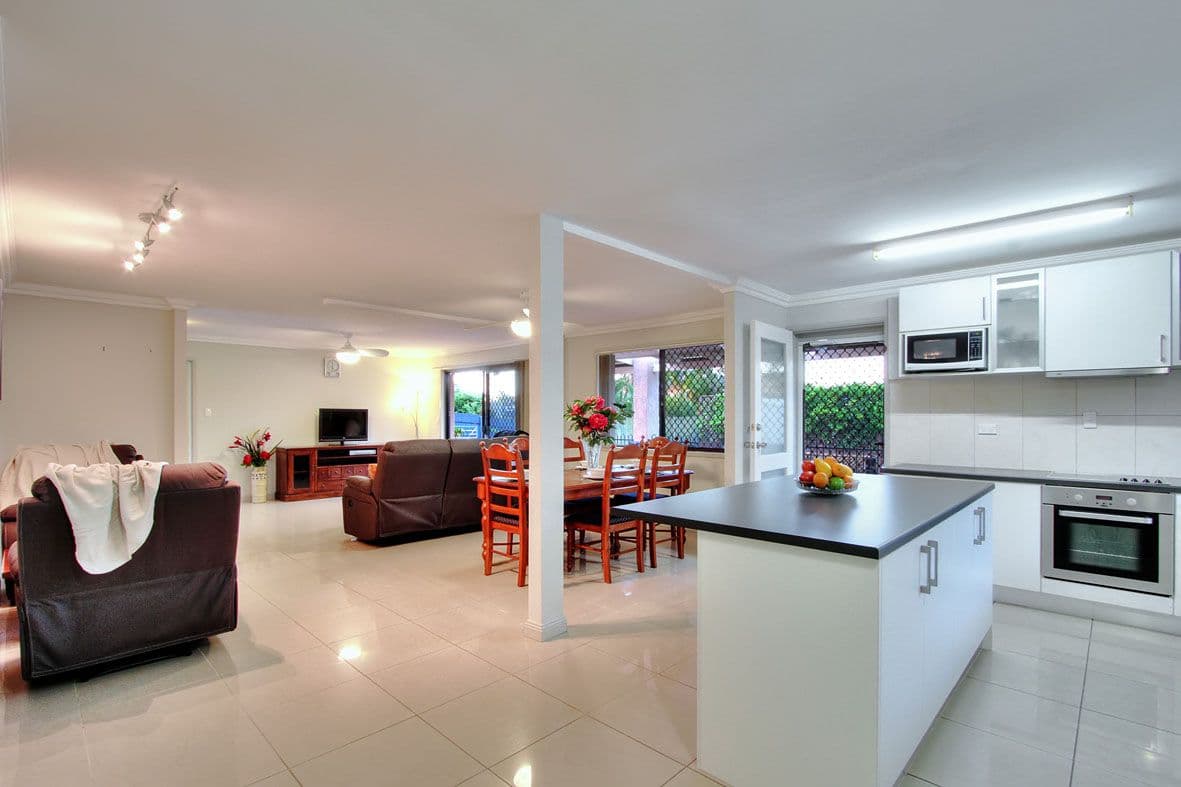 10 Hawdon Crescent, Springwood QLD 4127, Springwood - Thumbnail 3