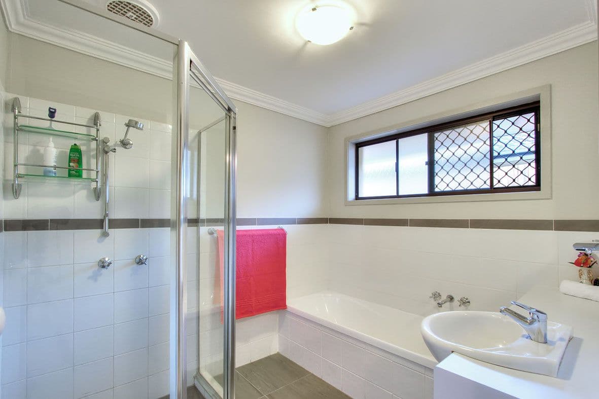 10 Hawdon Crescent, Springwood QLD 4127, Springwood - Thumbnail 7