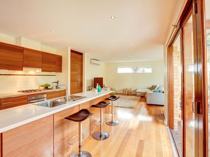 14 Sharan Avenue, MENTONE VIC 3194, Mentone - Thumbnail 3