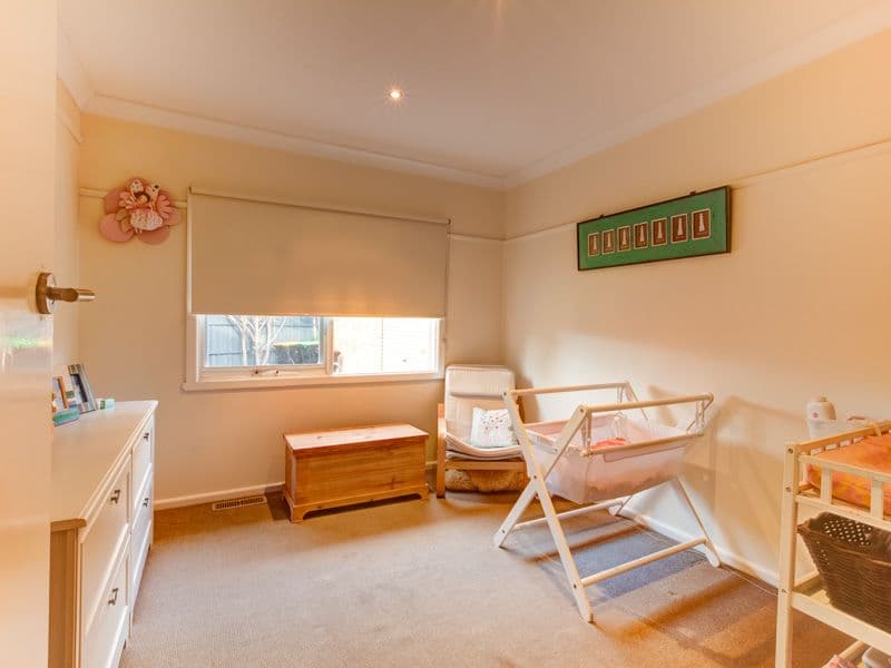 14 Sharan Avenue, MENTONE VIC 3194, Mentone - Thumbnail 7