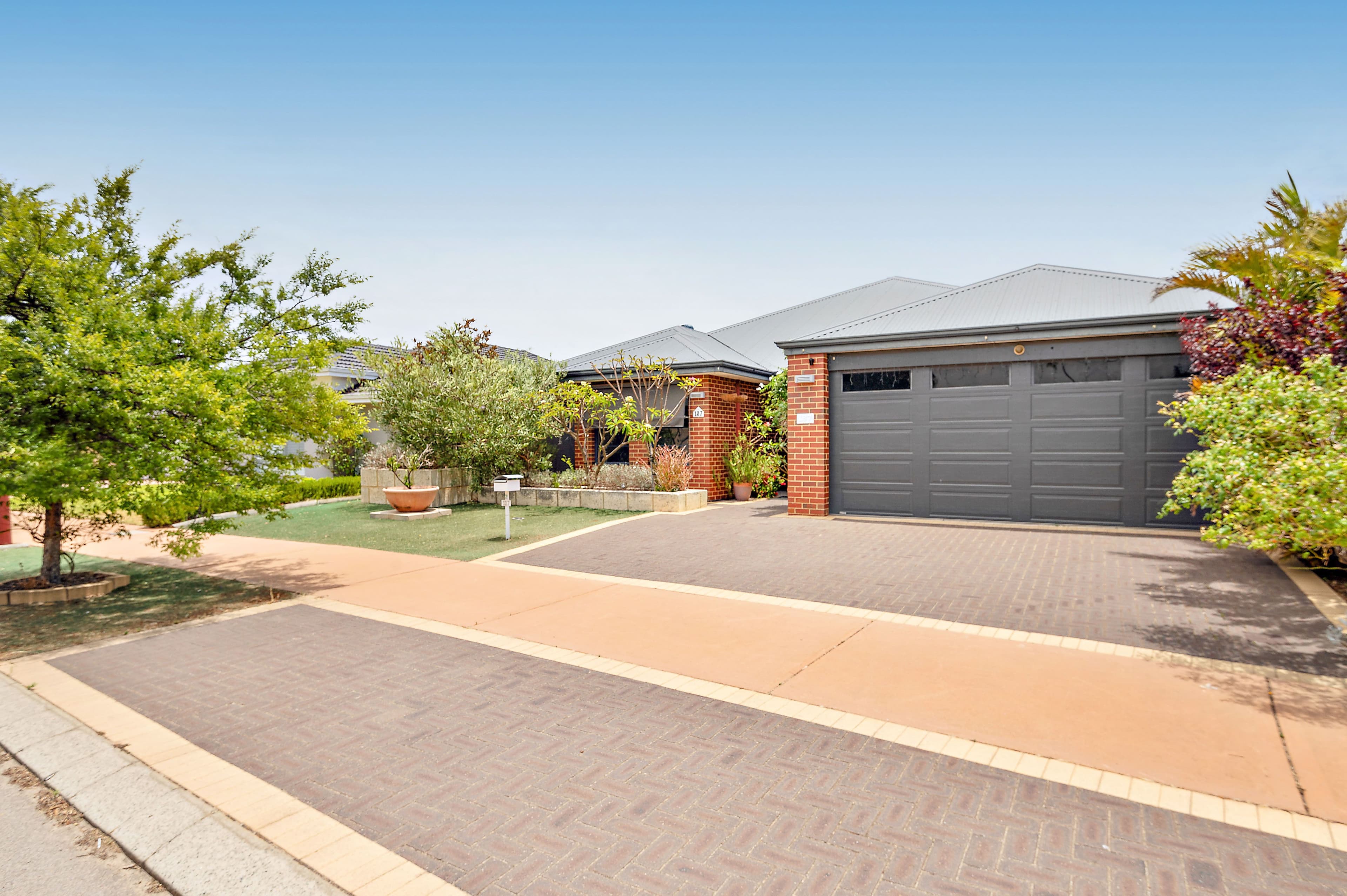 187 Castlewood Parkway, Southern River WA 6110, Southern River - Image 1