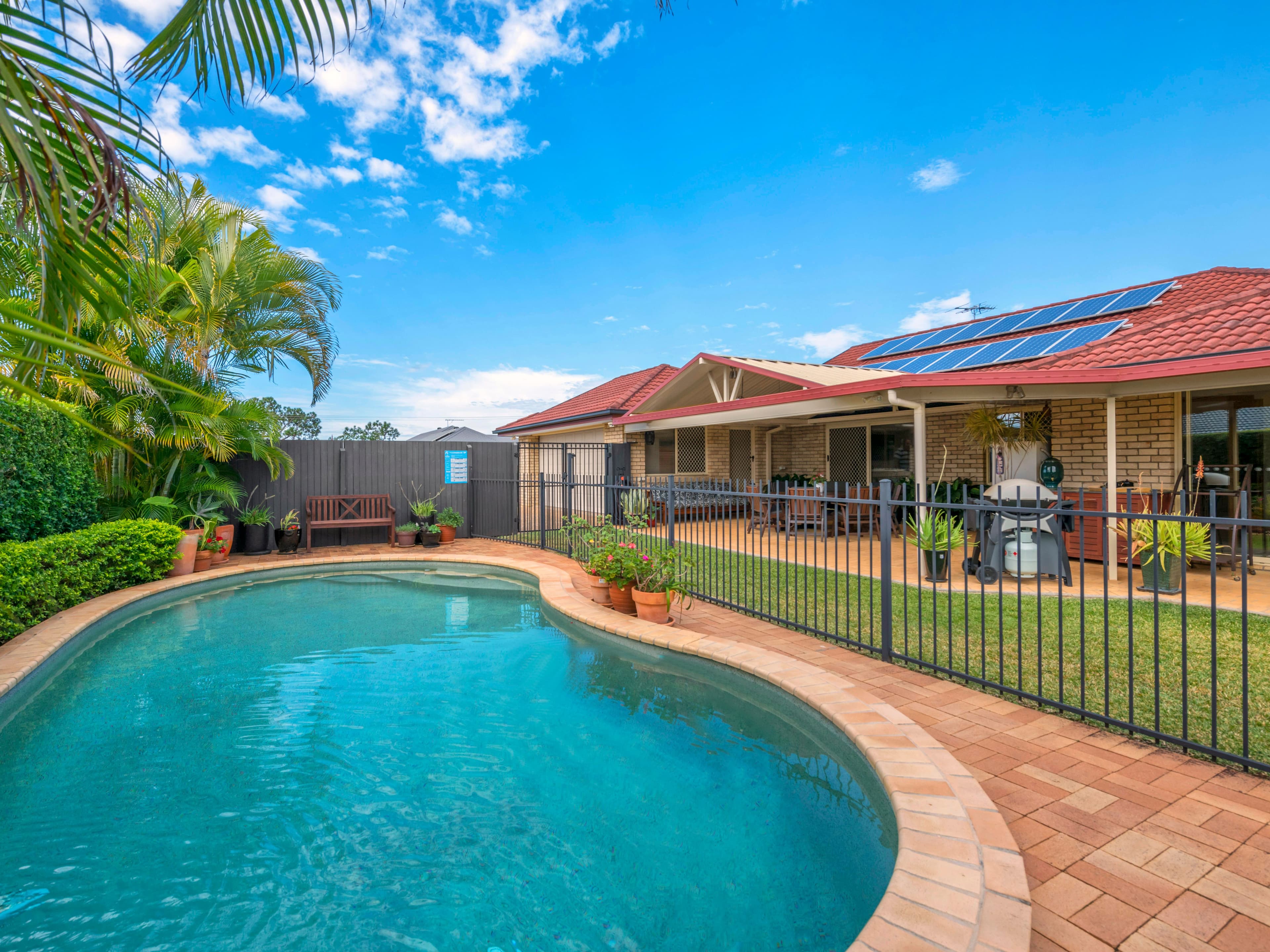12 Ridley Road, Bridgeman Downs QLD 4035, Bridgeman Downs - Thumbnail 2