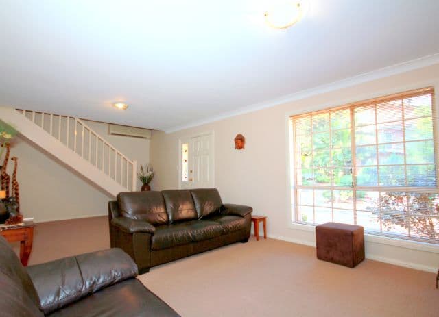 5 Henry Kendall Avenue, PADSTOW HEIGHTS NSW 2211, Padstow Heights - Thumbnail 2