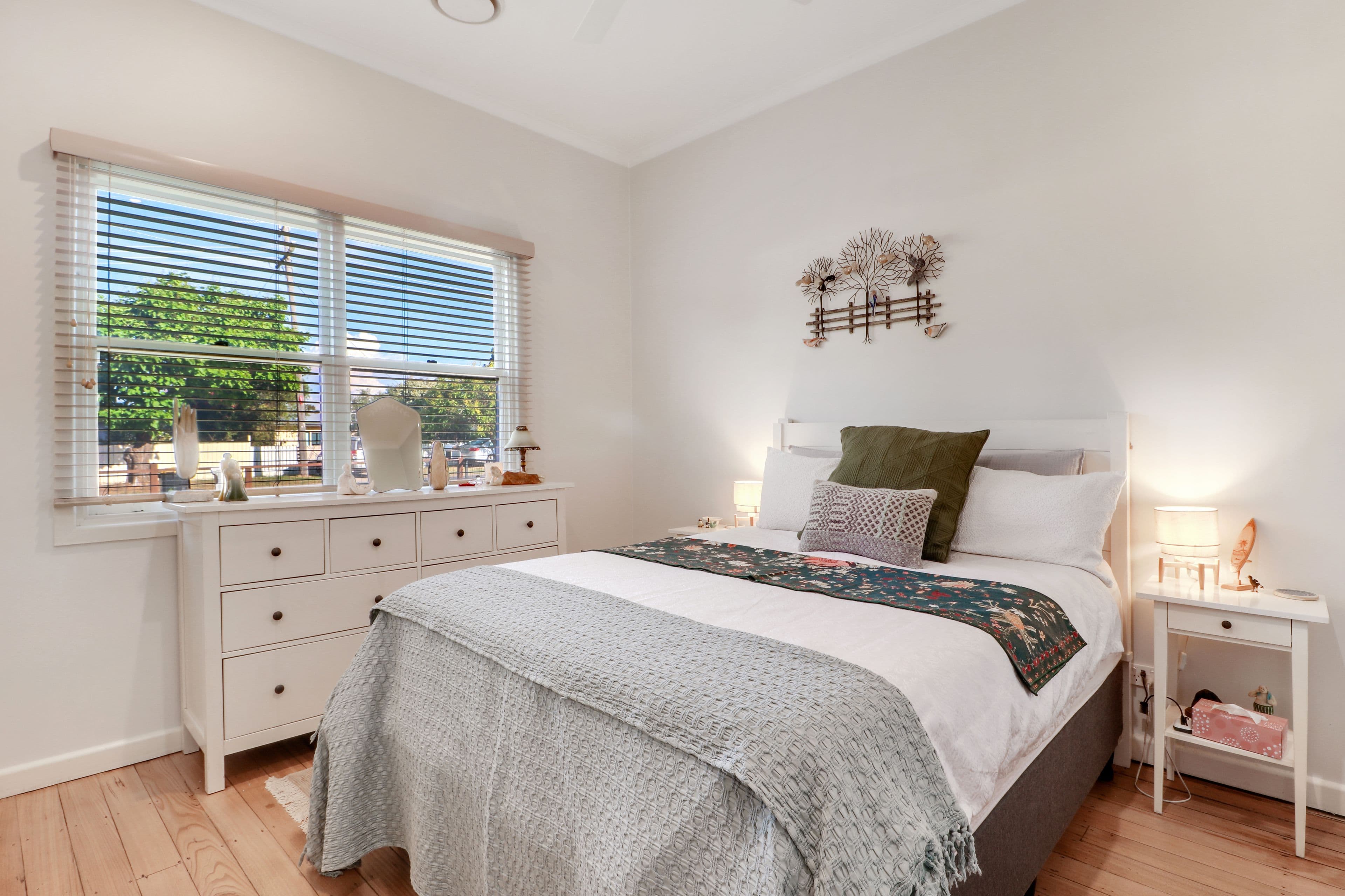 49 Elvins Street, Mansfield VIC 3722, Mansfield - Thumbnail 6
