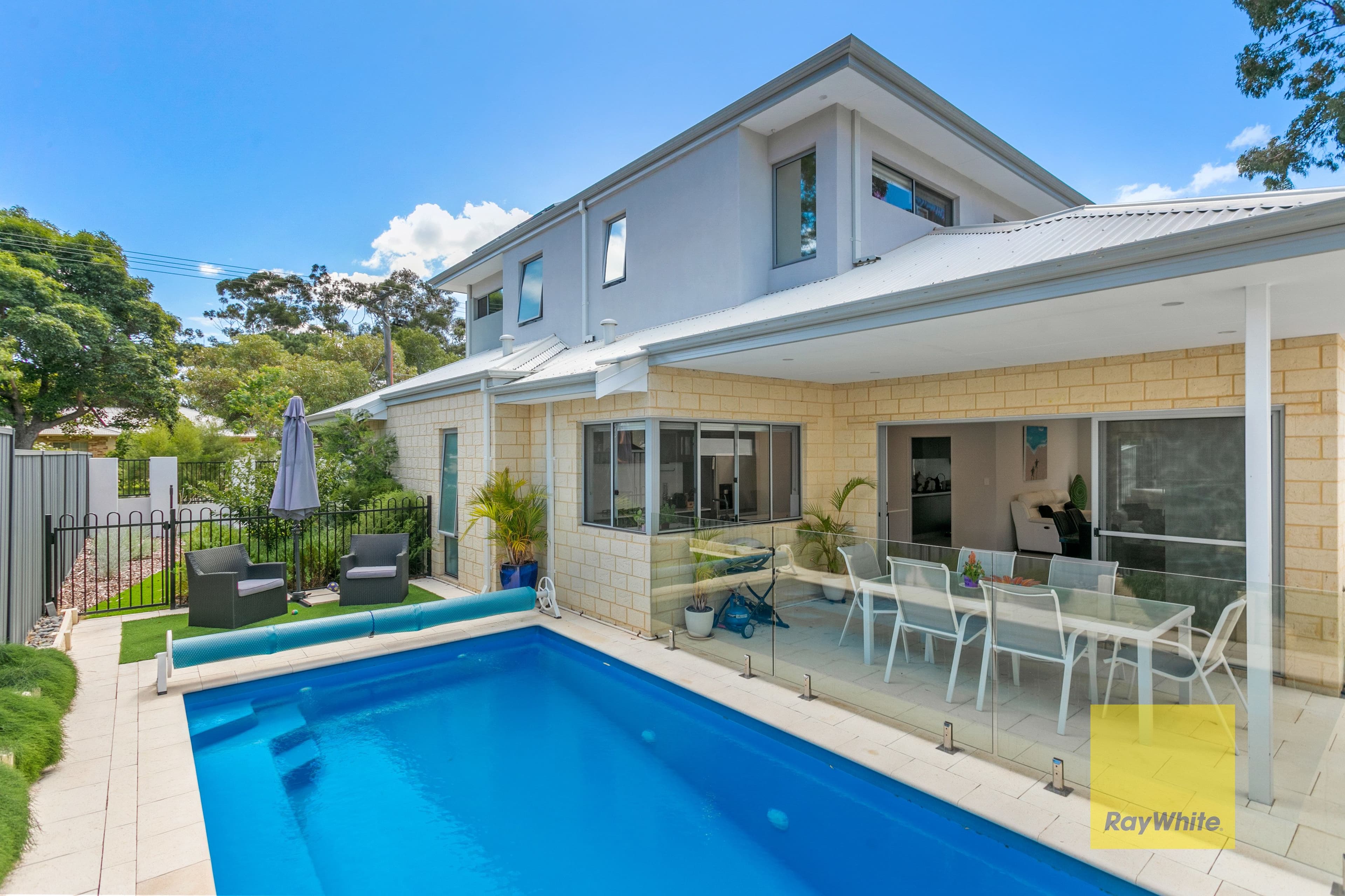 26 Haldane Street, Mount Claremont WA 6010, Mount Claremont - Thumbnail 2