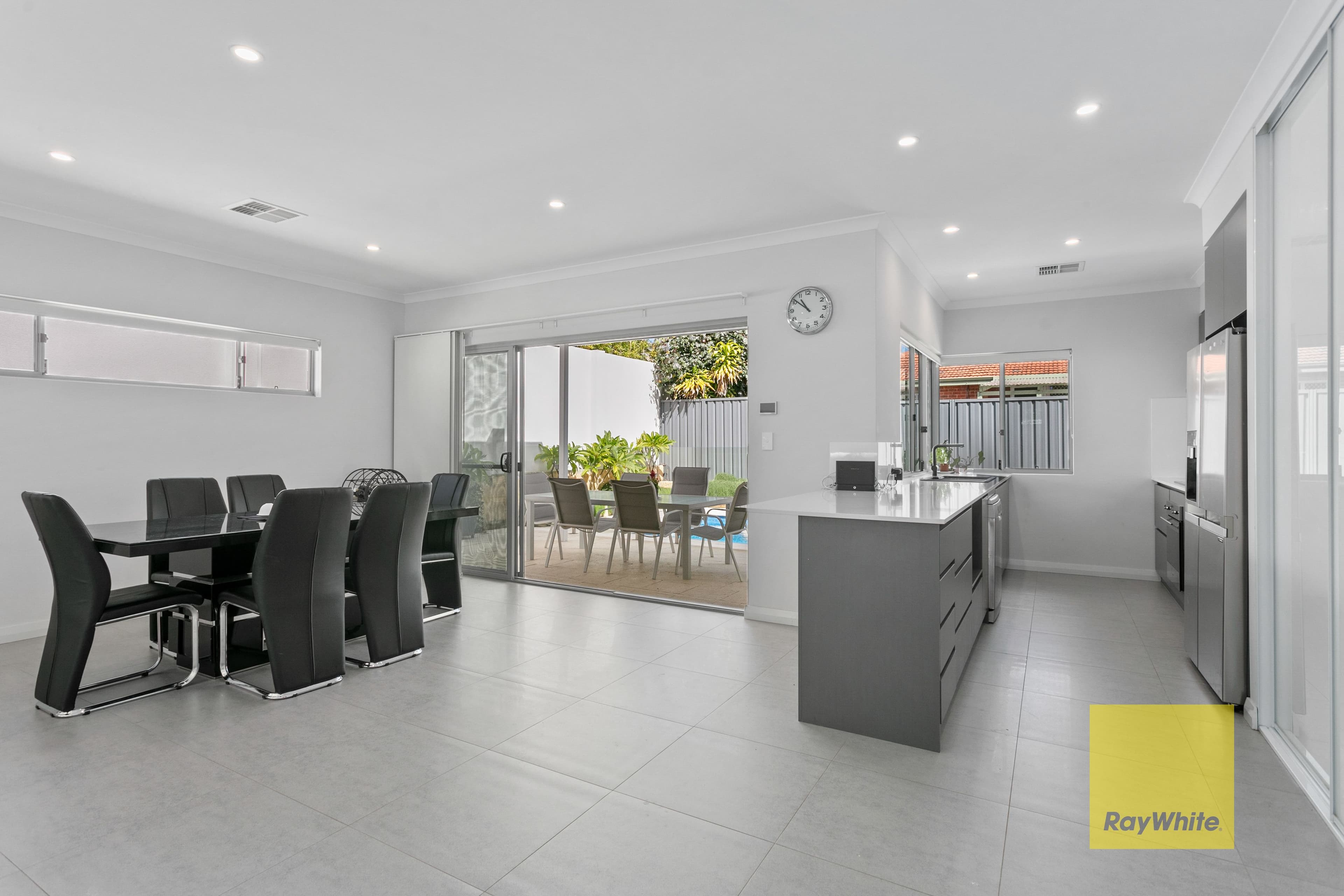 26 Haldane Street, Mount Claremont WA 6010, Mount Claremont - Thumbnail 3