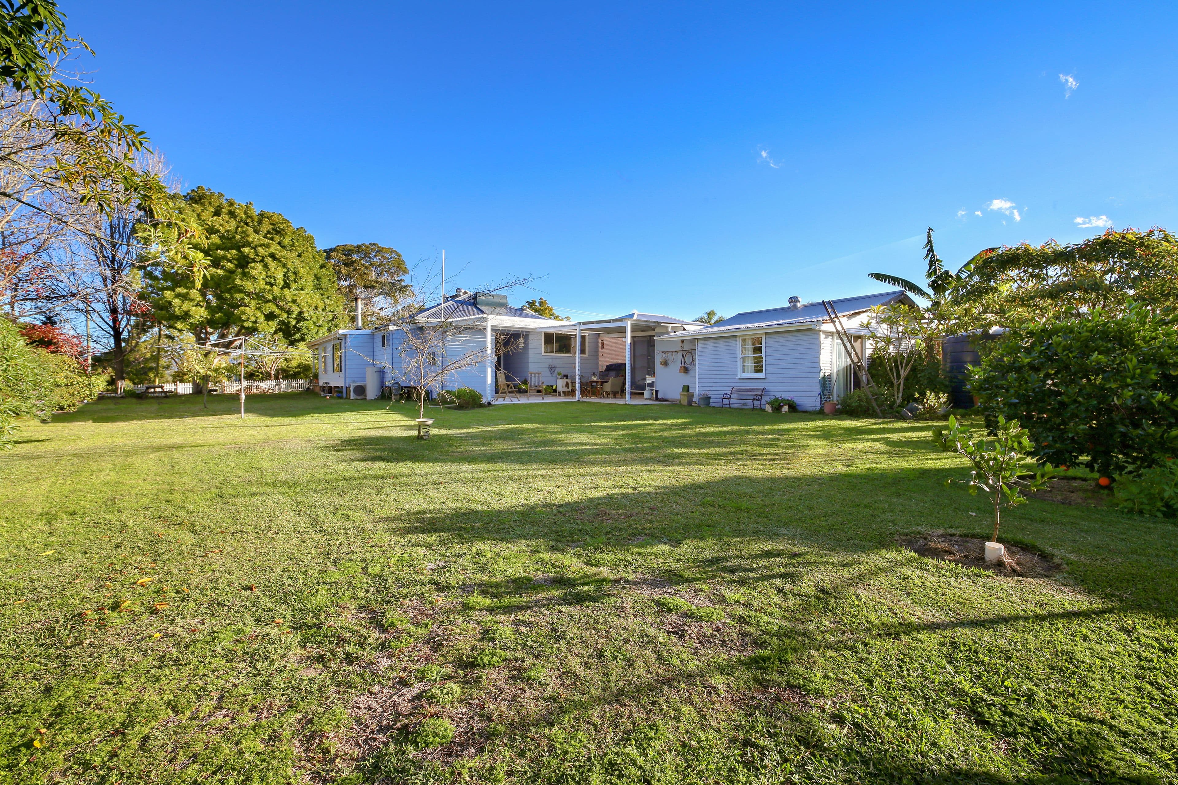 668 Beechwood Road, Beechwood - Thumbnail 2