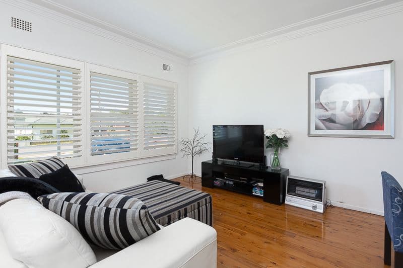 12 Carinmoney Avenue, Warilla - Thumbnail 3