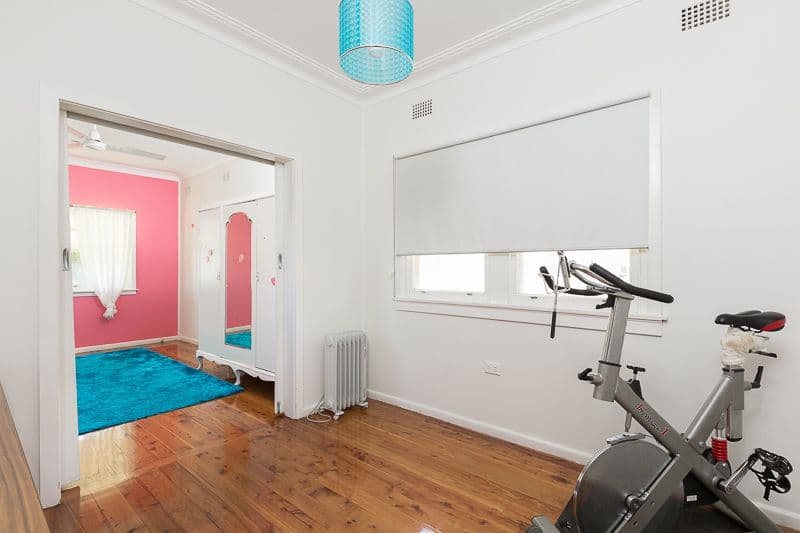 12 Carinmoney Avenue, Warilla - Thumbnail 7