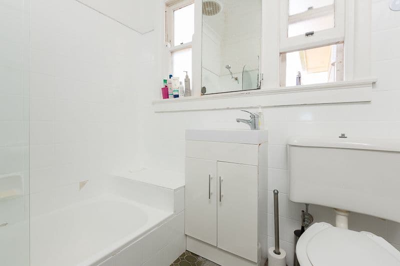12 Carinmoney Avenue, Warilla - Thumbnail 8