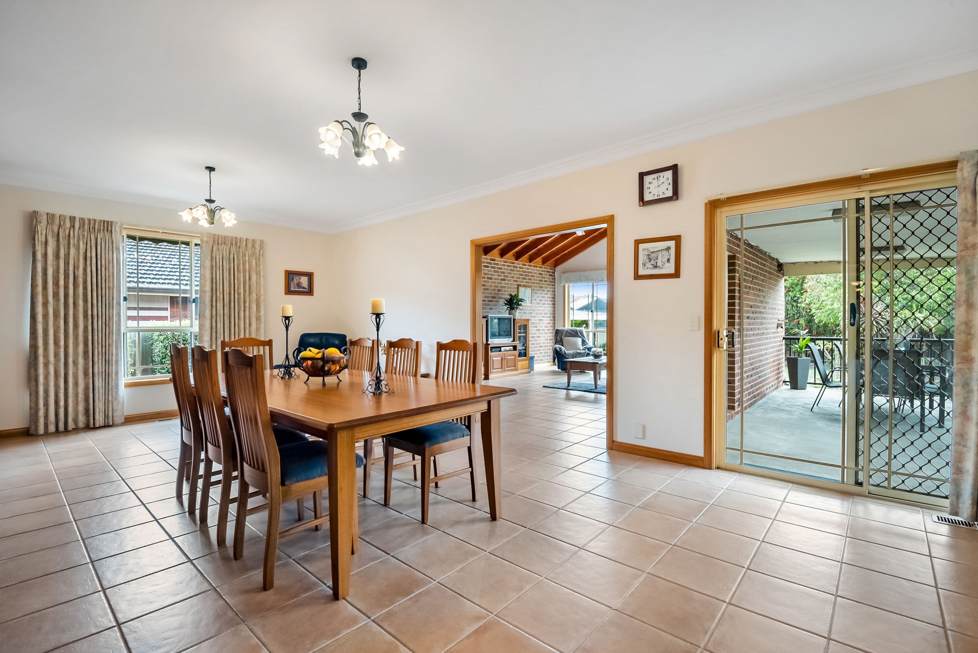 12 Bartrop Street, Reservoir VIC 3073, Reservoir - Thumbnail 5