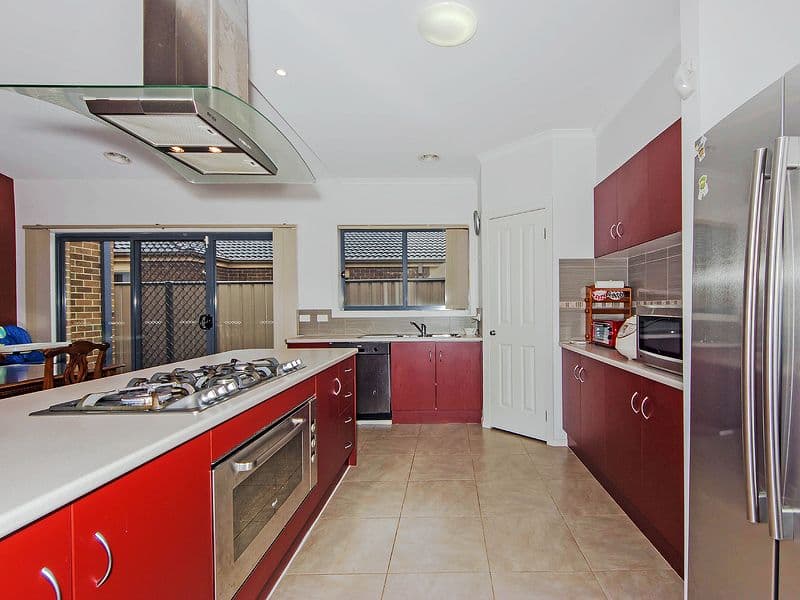 7 Lindrum Outlook, TARNEIT VIC 3029, Tarneit - Thumbnail 3