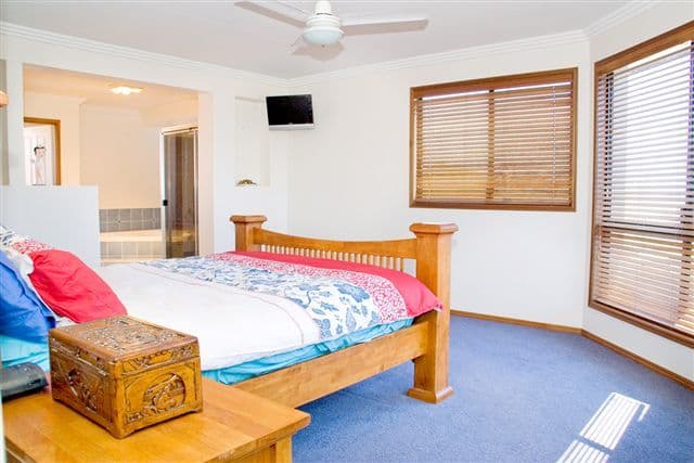 1 La Vista Court, MIDDLE RIDGE QLD 4350, Middle Ridge - Thumbnail 5