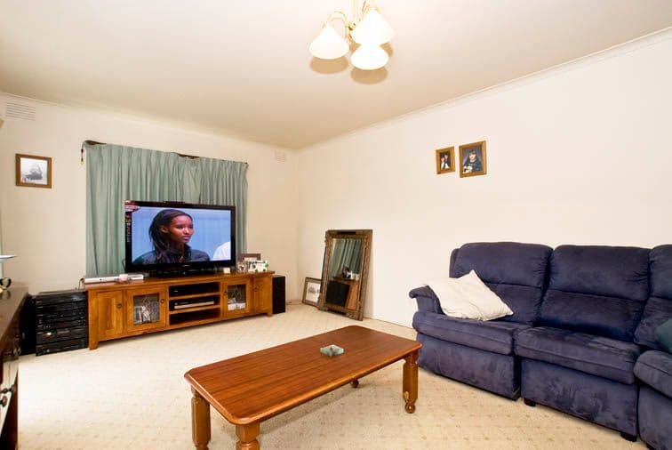 62 Birchfield Crescent, WANTIRNA VIC 3152, Wantirna - Thumbnail 6