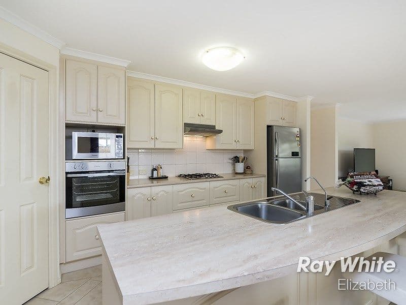 6 Christine Circuit, Craigmore SA 5114, Craigmore - Thumbnail 5
