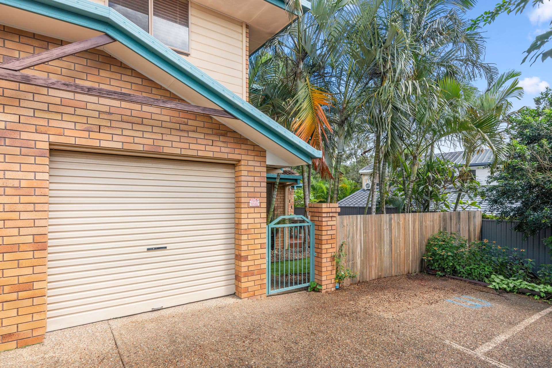 17 Janal Place, Currumbin Waters QLD 4223, Currumbin Waters - Image 1