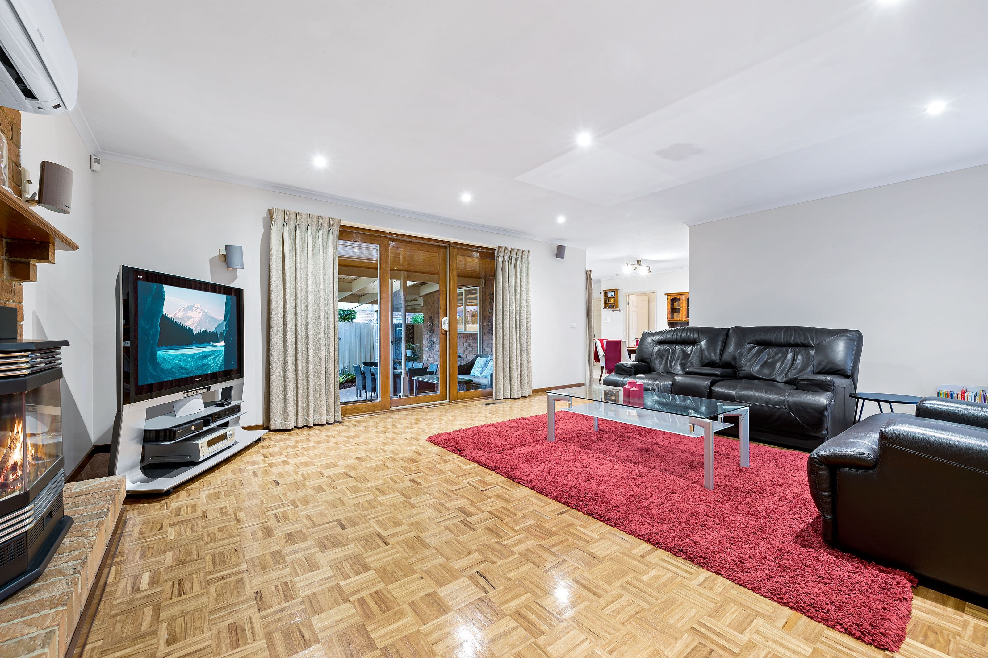 17 Narambi Close, Ferntree Gully VIC 3156, Ferntree Gully - Thumbnail 2