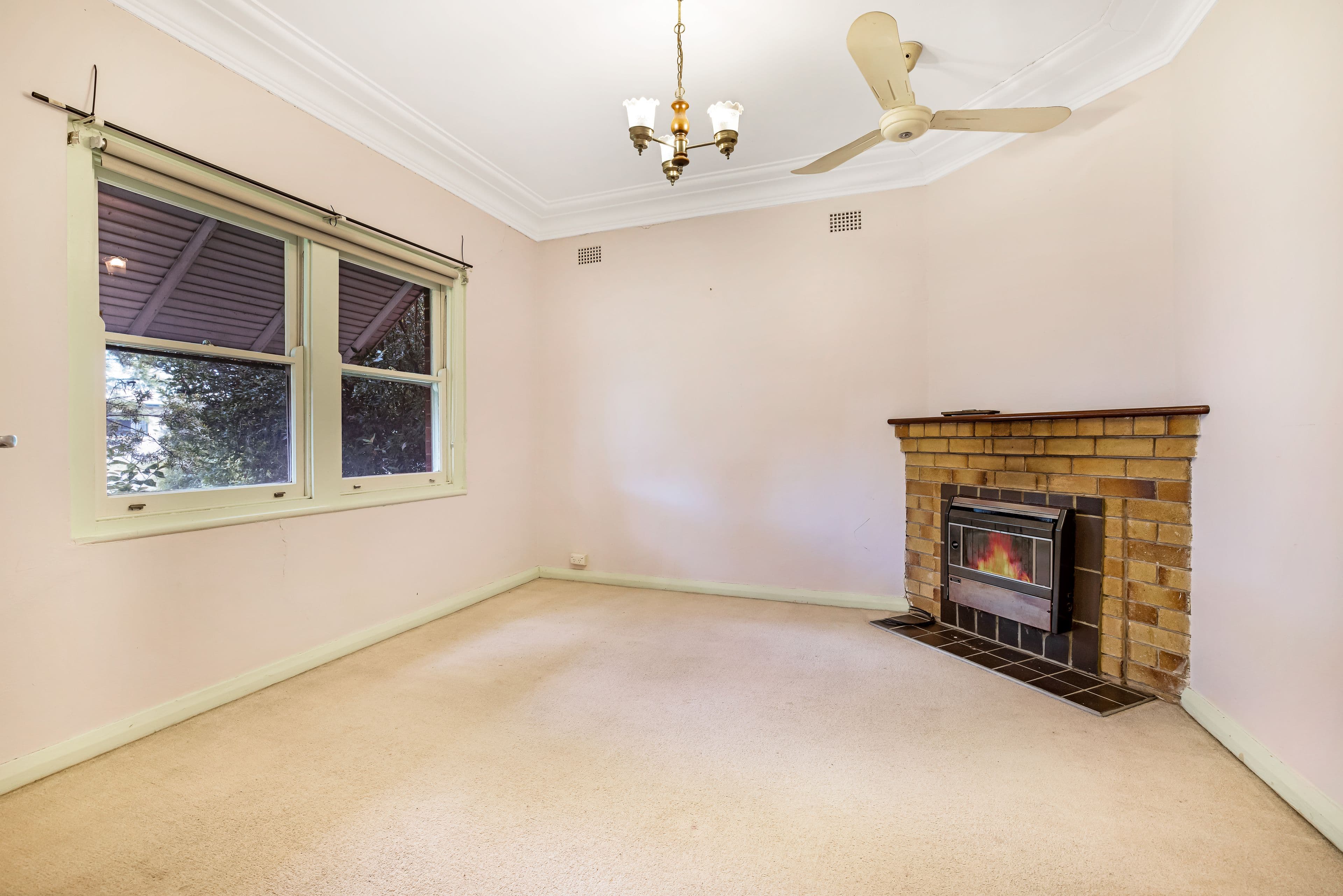 4 Preston Avenue, Tamworth NSW 2340, Tamworth - Thumbnail 3