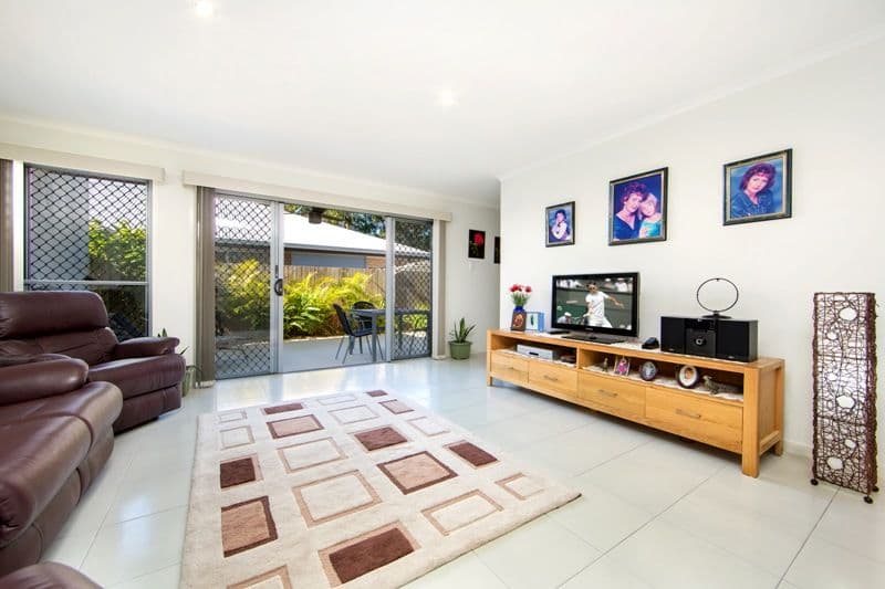 16 Cumberland Crescent, MERIDAN PLAINS QLD 4551, Meridan Plains - Thumbnail 5