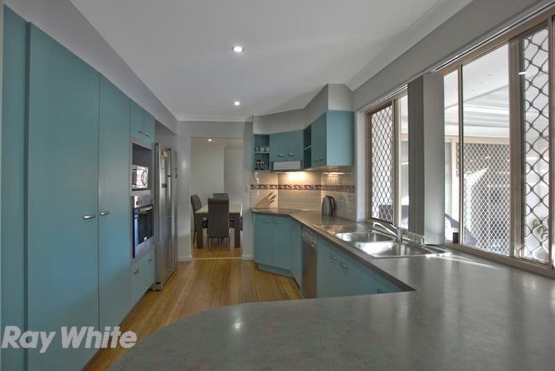 10 CONTESSA Place, BRACKEN RIDGE QLD 4017, Bracken Ridge - Thumbnail 3
