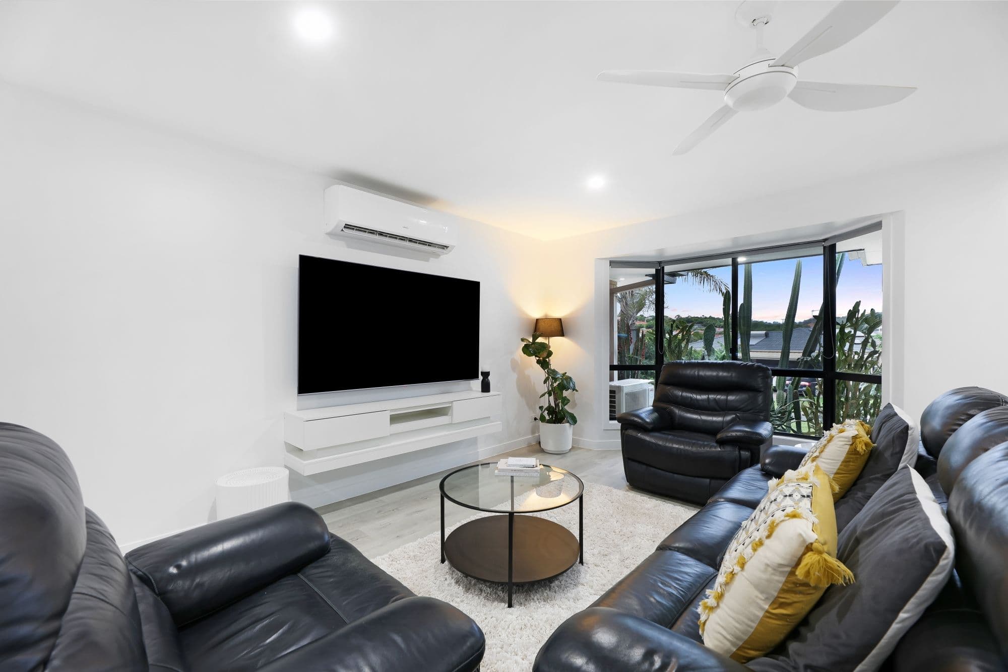 9 Duice Court, Oxenford QLD 4210, Oxenford - Thumbnail 4