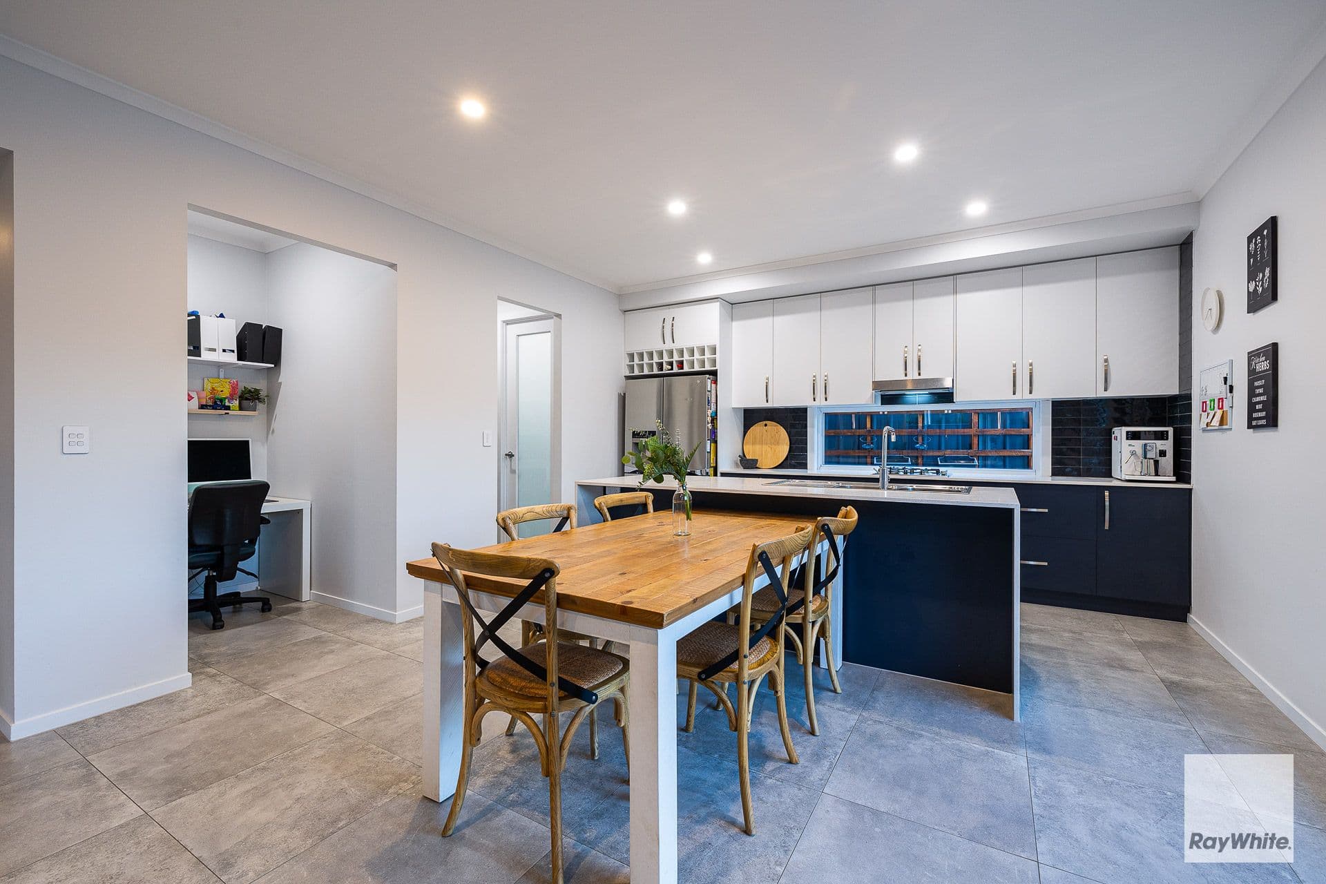 26 Mitchell Street, Capalaba QLD 4157, Capalaba - Thumbnail 2
