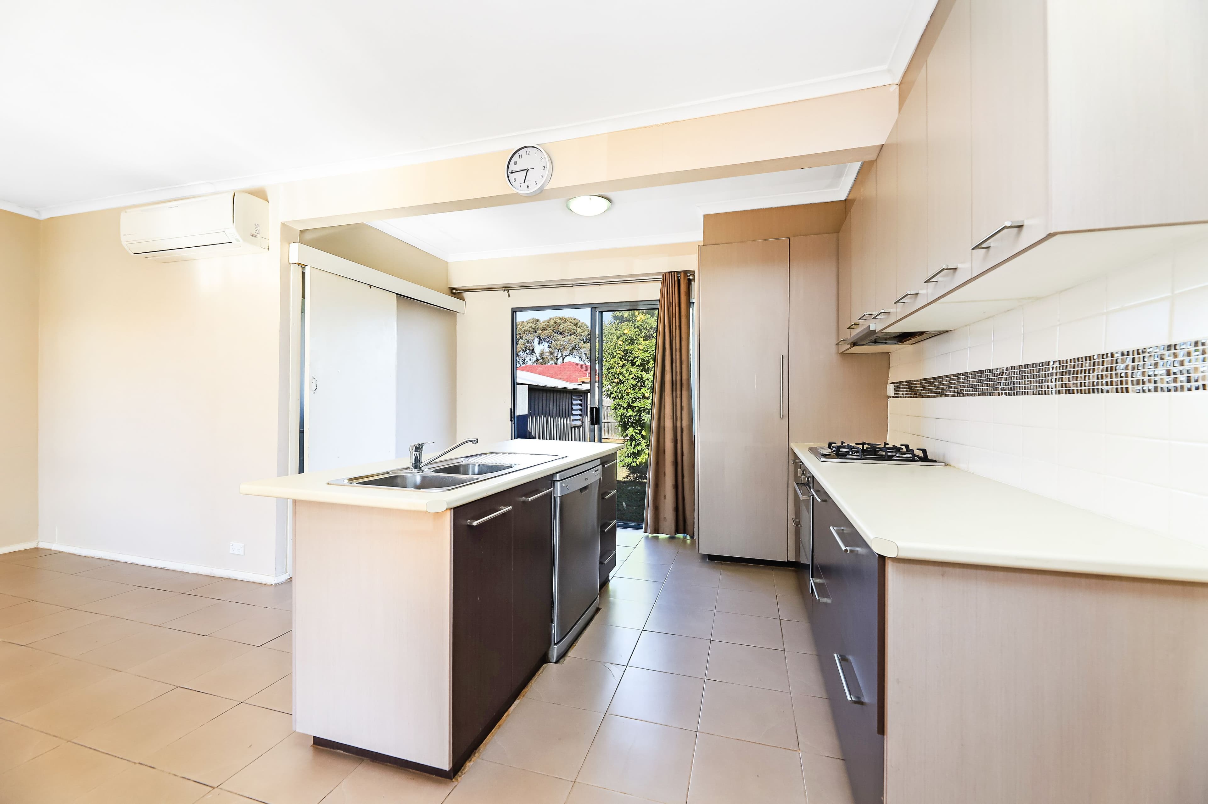 15 Nebel Street, Lalor VIC 3075, Lalor - Thumbnail 3
