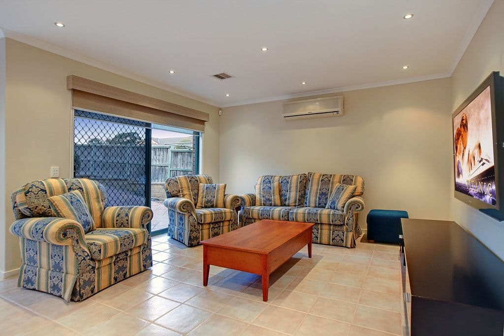 64 John Ryan Drive, South Morang VIC 3752, South Morang - Thumbnail 3