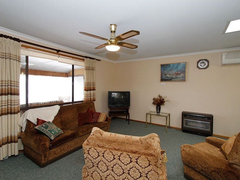 66 Brentwood Drive, HUNTFIELD HEIGHTS SA 5163, Huntfield Heights - Thumbnail 2
