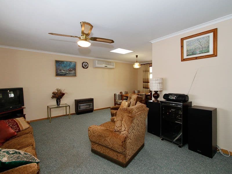 66 Brentwood Drive, HUNTFIELD HEIGHTS SA 5163, Huntfield Heights - Thumbnail 3