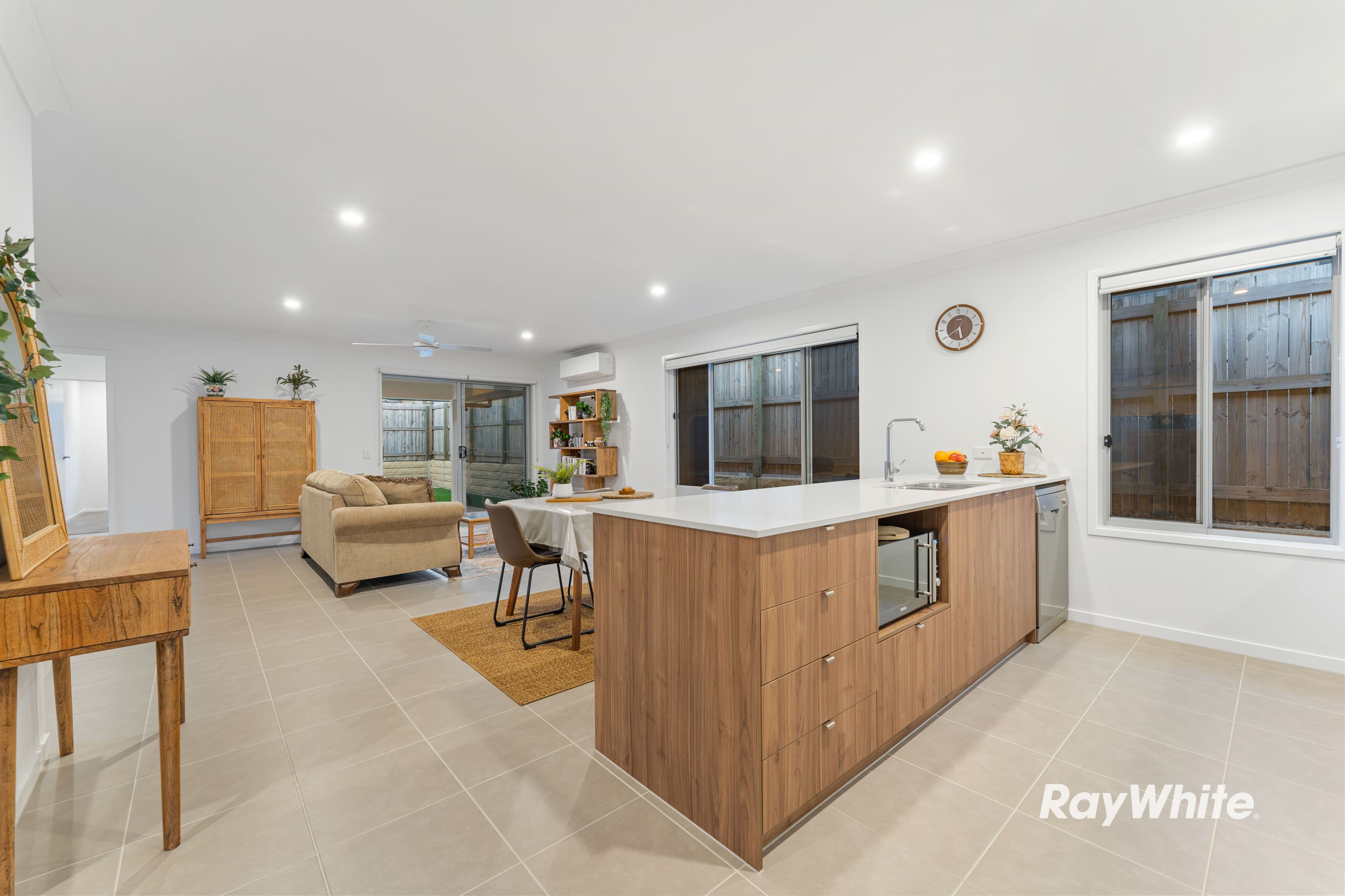 16 Austin Way, Park Ridge QLD 4125, Park Ridge - Thumbnail 6