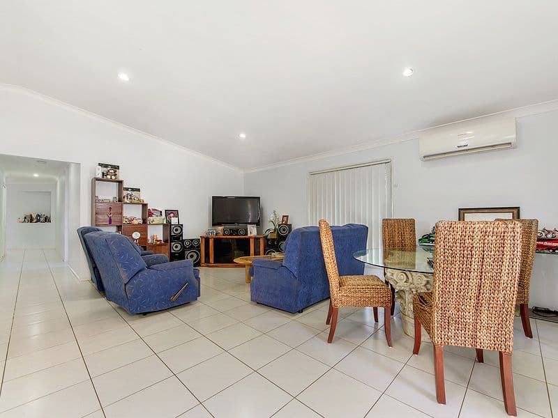 40 Runway Drive, Upper Coomera QLD 4209, Upper Coomera - Thumbnail 4