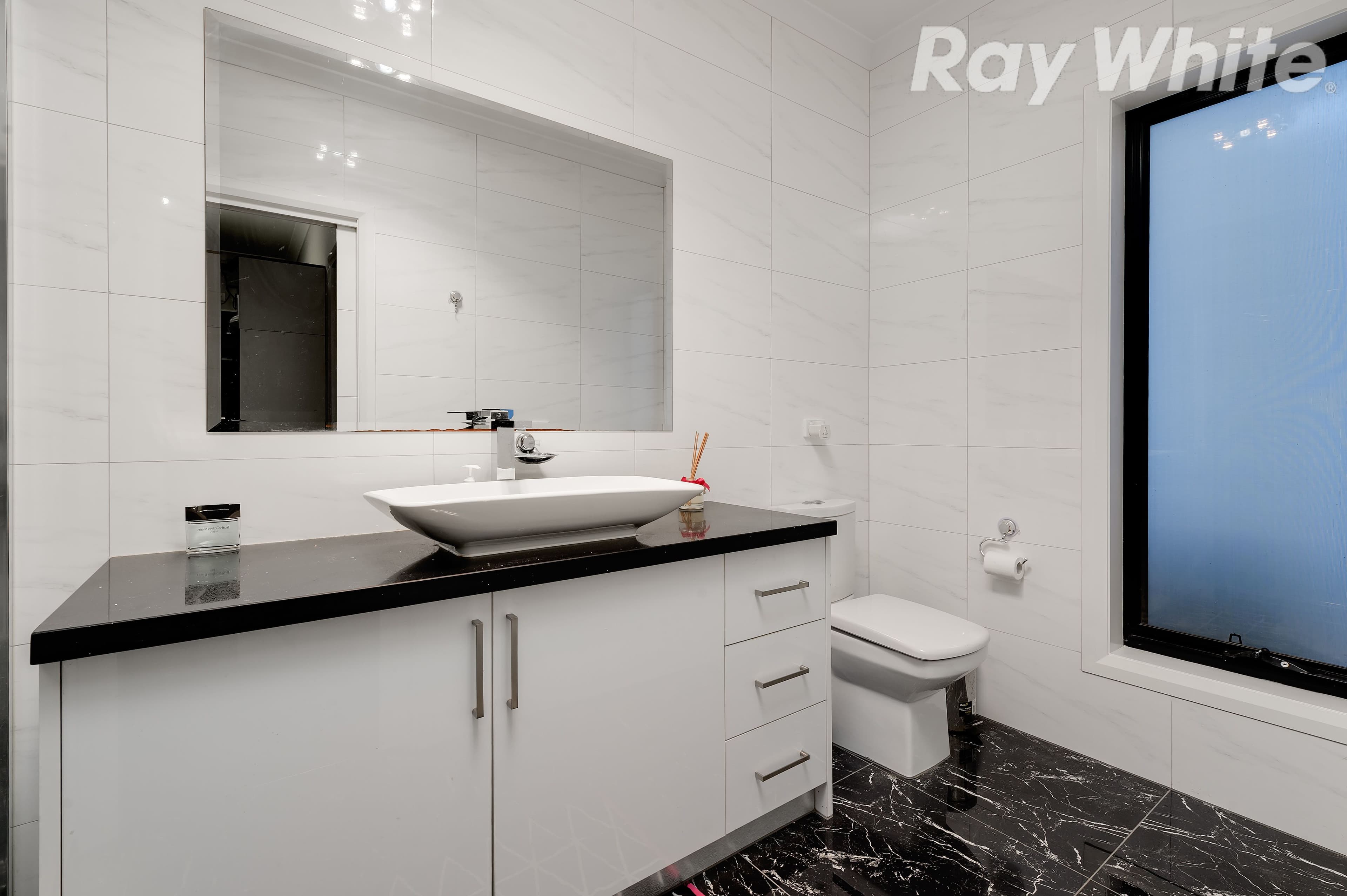 2 Cotswold Way, Mernda VIC 3754, Mernda - Thumbnail 8