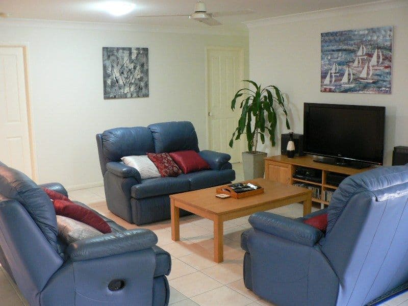 21 Caledon Street, Tannum Sands QLD 4680, Tannum Sands - Thumbnail 8