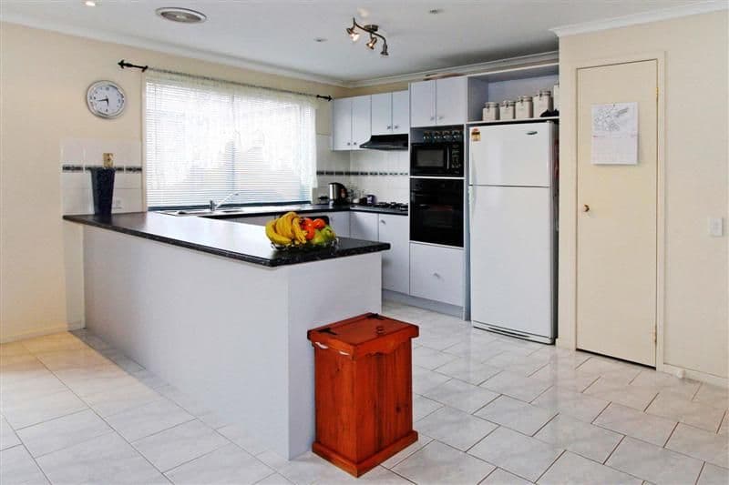 25 Shearer Close, SYDENHAM VIC 3037, Sydenham - Thumbnail 3