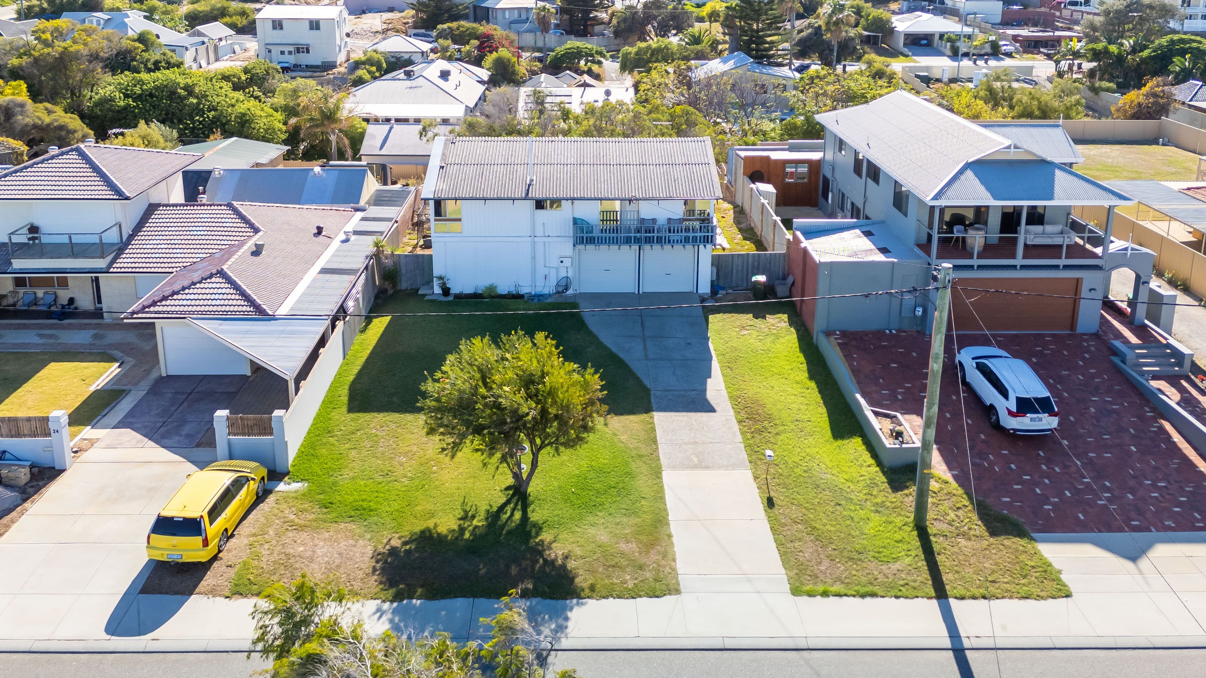 22 Mcpharlin Avenue, Quinns Rocks WA 6030, Quinns Rocks - Thumbnail 2