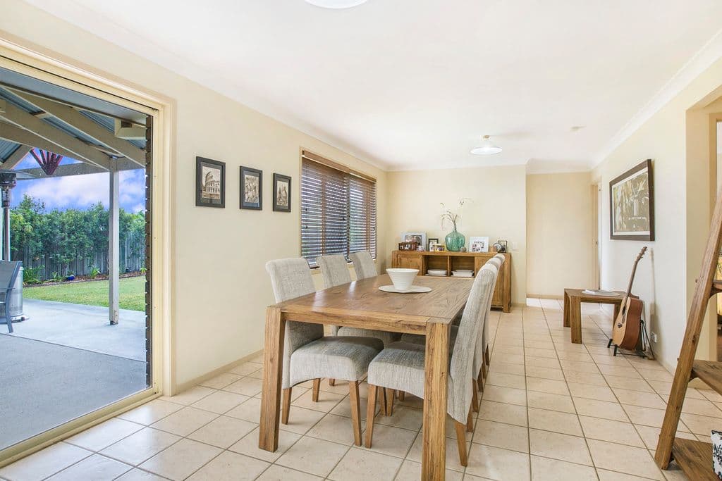 32 Chesterfield Crescent, WELLINGTON POINT QLD 4160, Wellington Point - Thumbnail 5