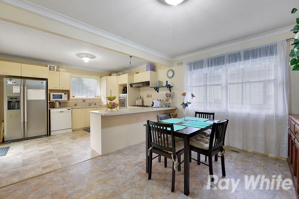 3 Streeton Road, Bayswater VIC 3153, Bayswater - Thumbnail 3