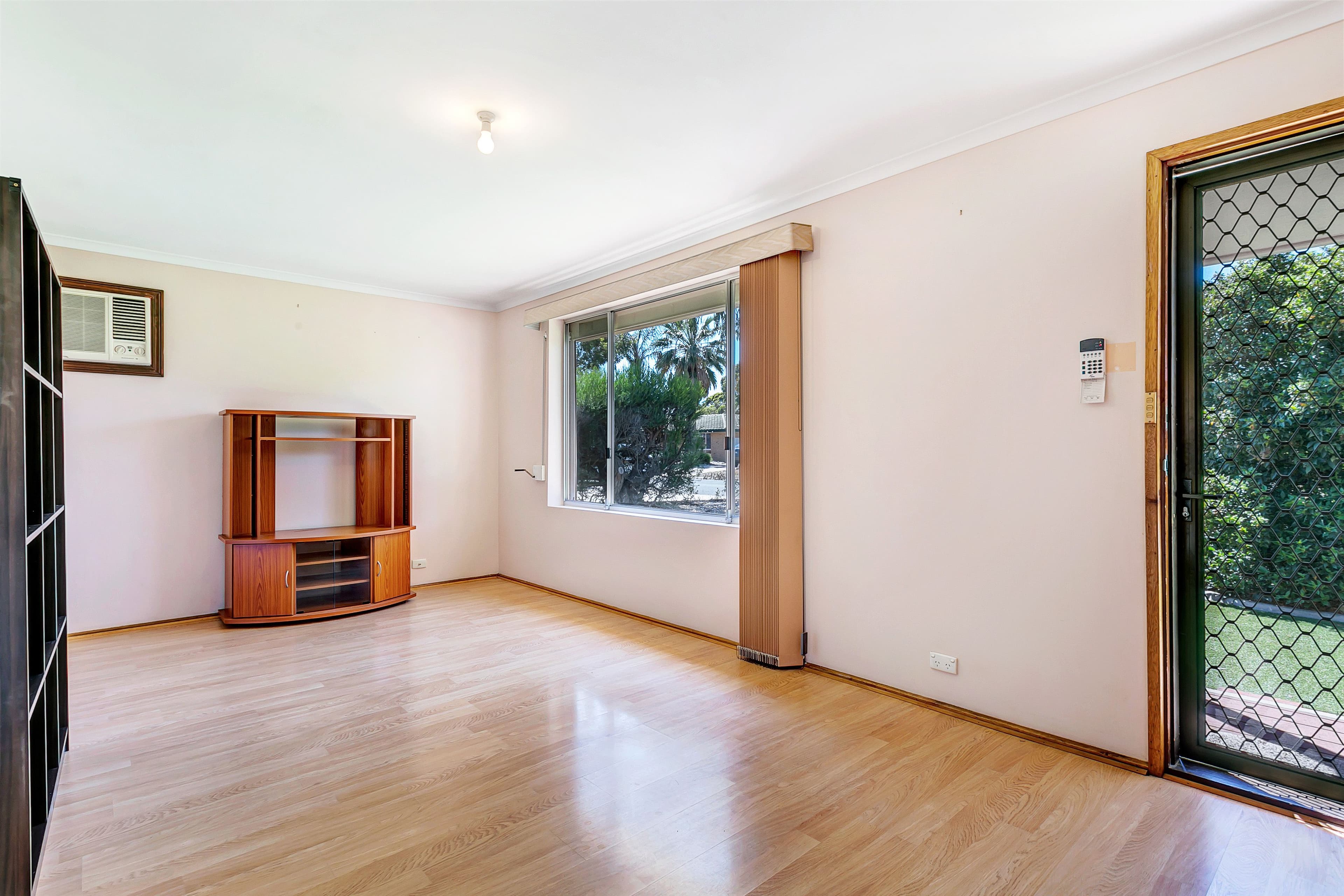 49 Browning Crescent, Parafield Gardens SA 5107, Parafield Gardens - Thumbnail 3