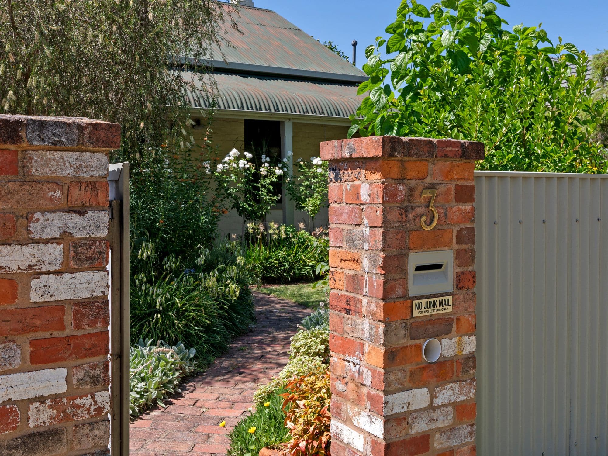 3 Smythe Street, Benalla VIC 3672, Benalla - Thumbnail 2