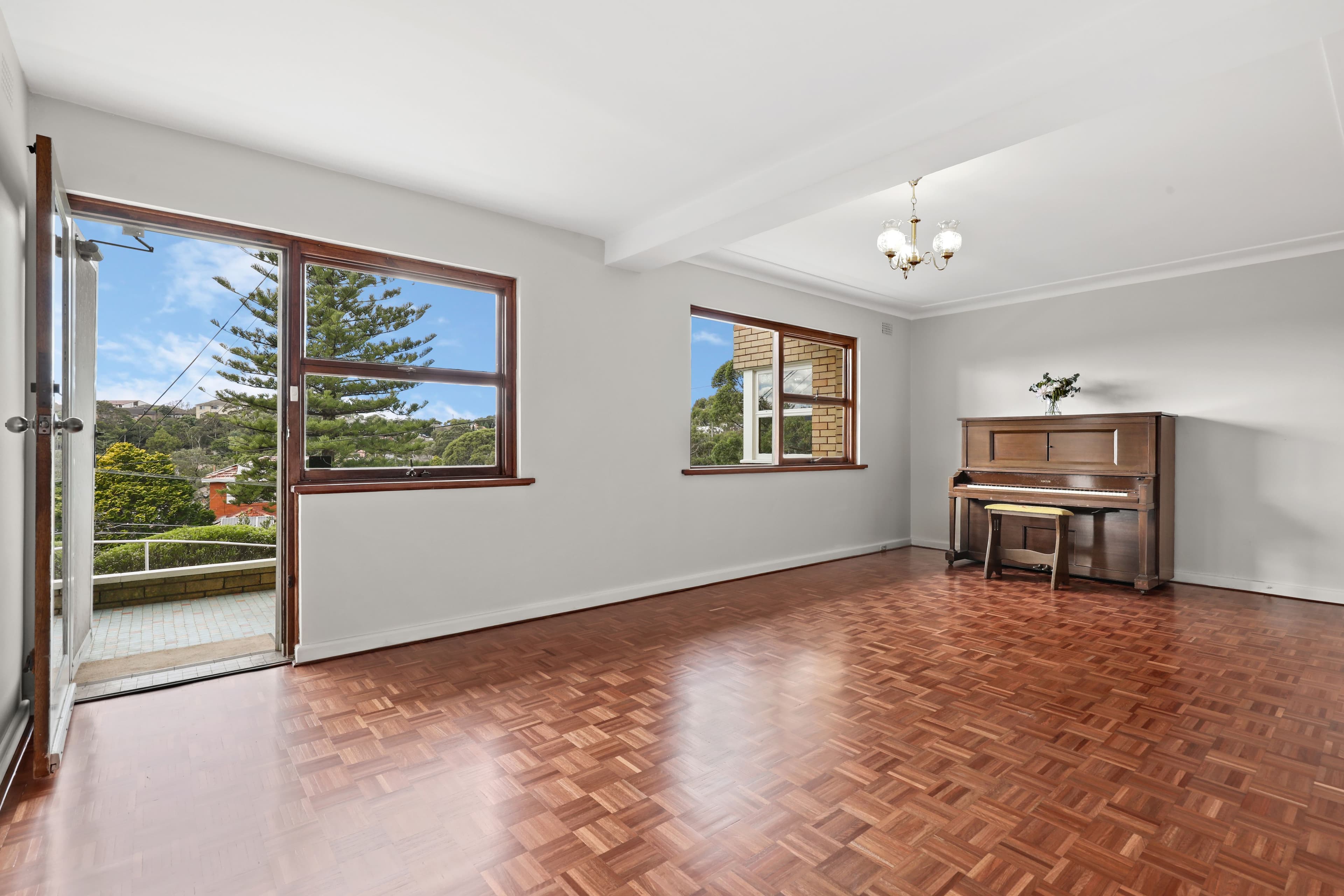 21 Paris Avenue, Earlwood NSW 2206, Earlwood - Thumbnail 2