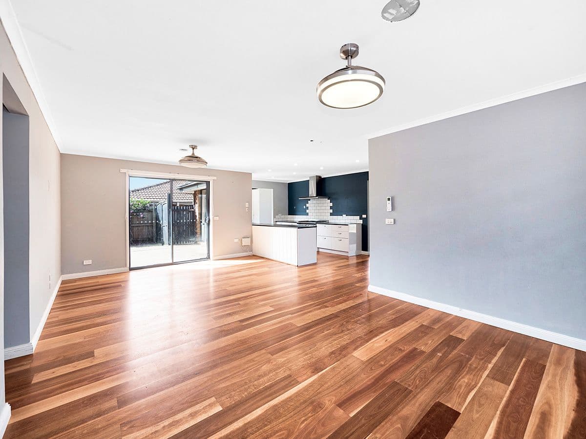 3 Maureen Close, Cranbourne West VIC 3977, Cranbourne West - Thumbnail 5